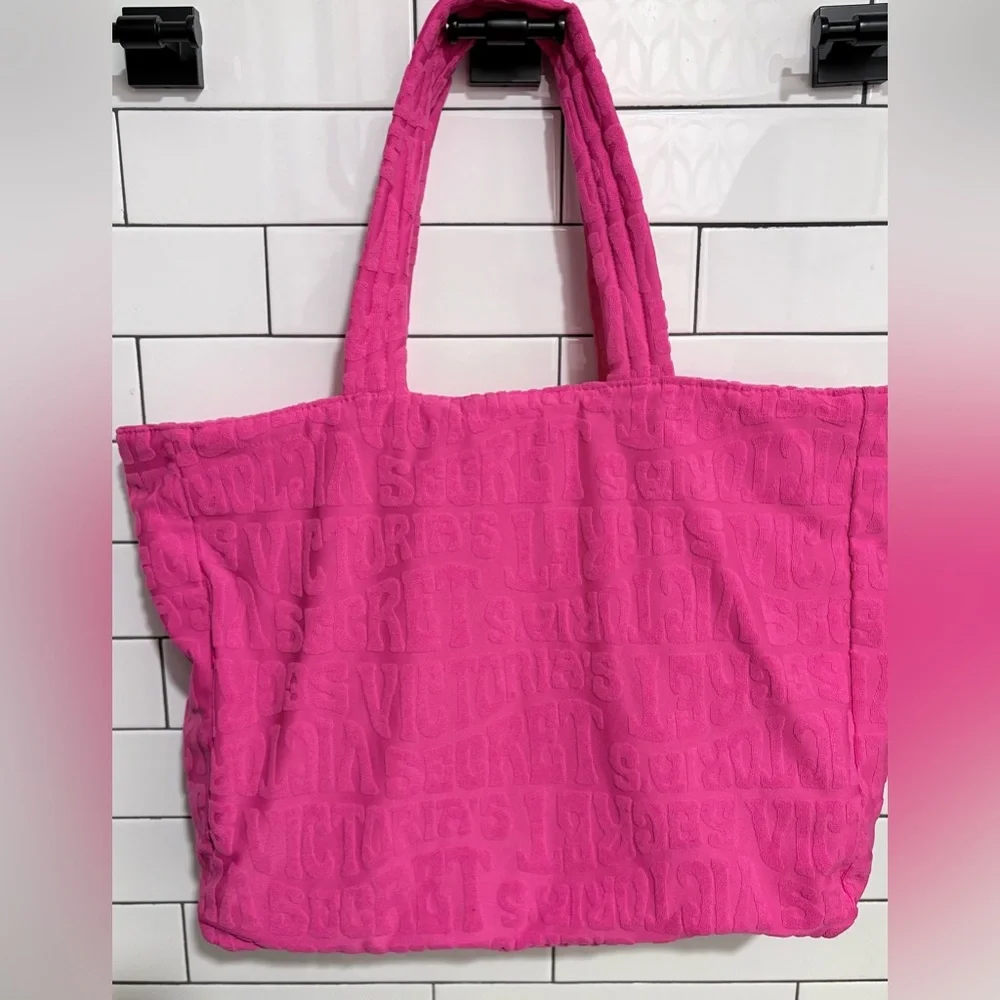 Stylish Victoria’s Secret Pink Terry Tote Bag - Picture 4 of 6